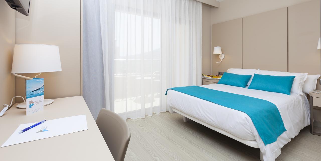 Palace 4*